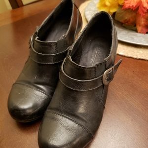Black shoes